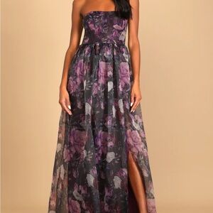 Lulu’s Floral Strapless Maxi Dress